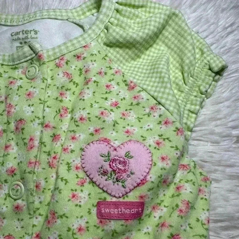 Carters Baby Girl Size‎ 9 months Floral Green & Pink Onesie